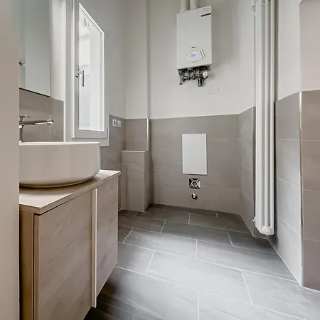 Rk San Felice 50 Apartamento Bolonha